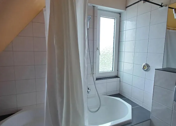 Privates Bnb Koeln Zuendorf קלן