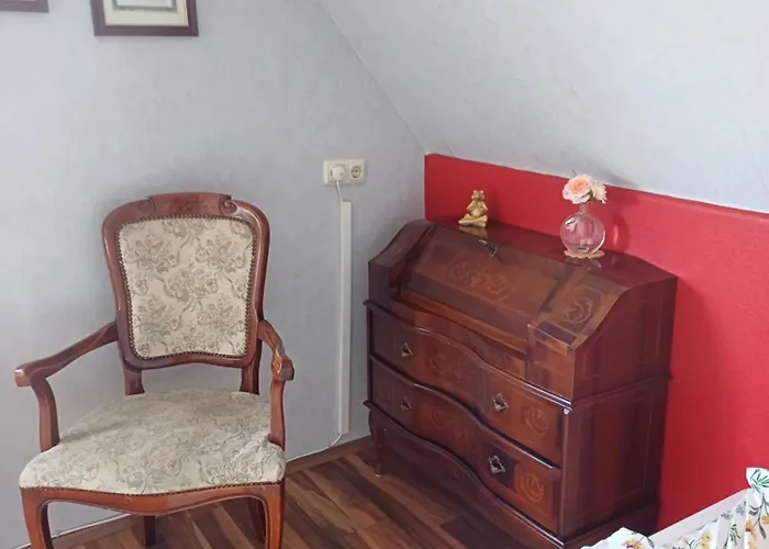 Privates Bnb Koeln Zuendorf 3*