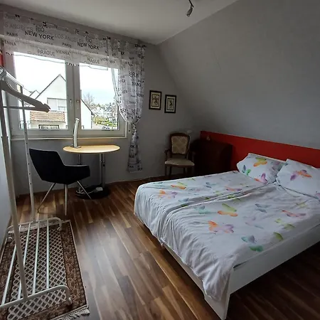 Privates Bnb Koeln Zuendorf Kolonia