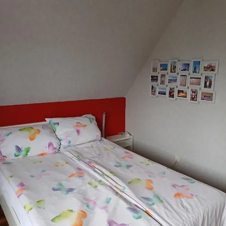 Privates Bnb Koeln Zuendorf 3*